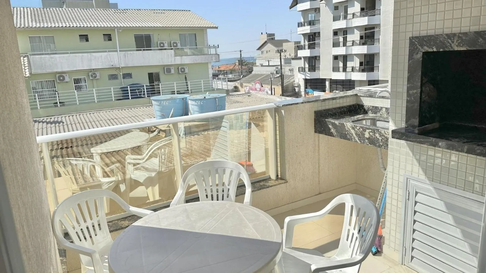 Apartamento Avenida F Bombinhas